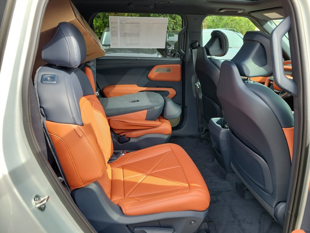 New 2027 Kia Telluride SX FWD image 12