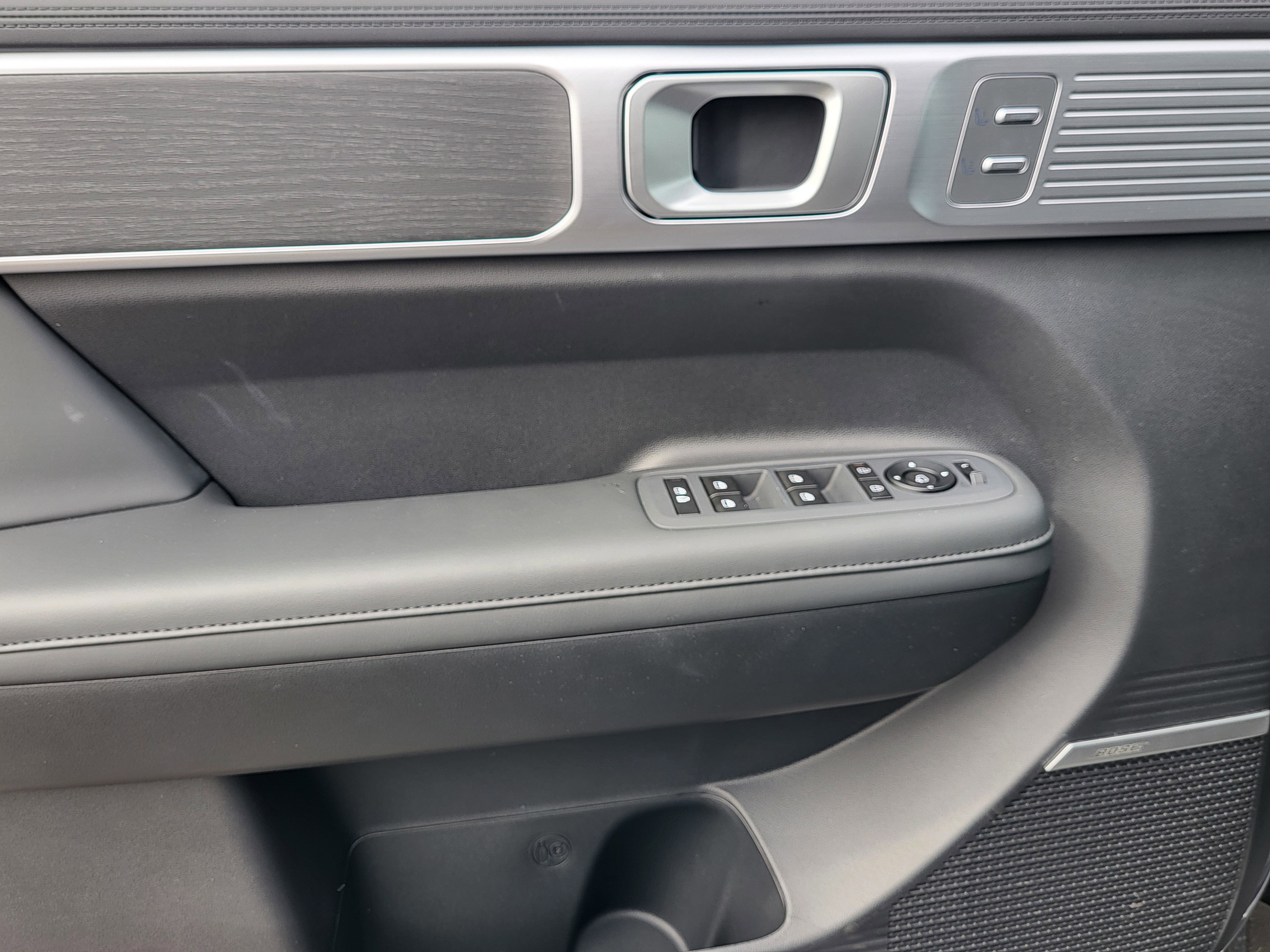 New 2026 Hyundai Santa Fe Limited AWD/4WD image 12