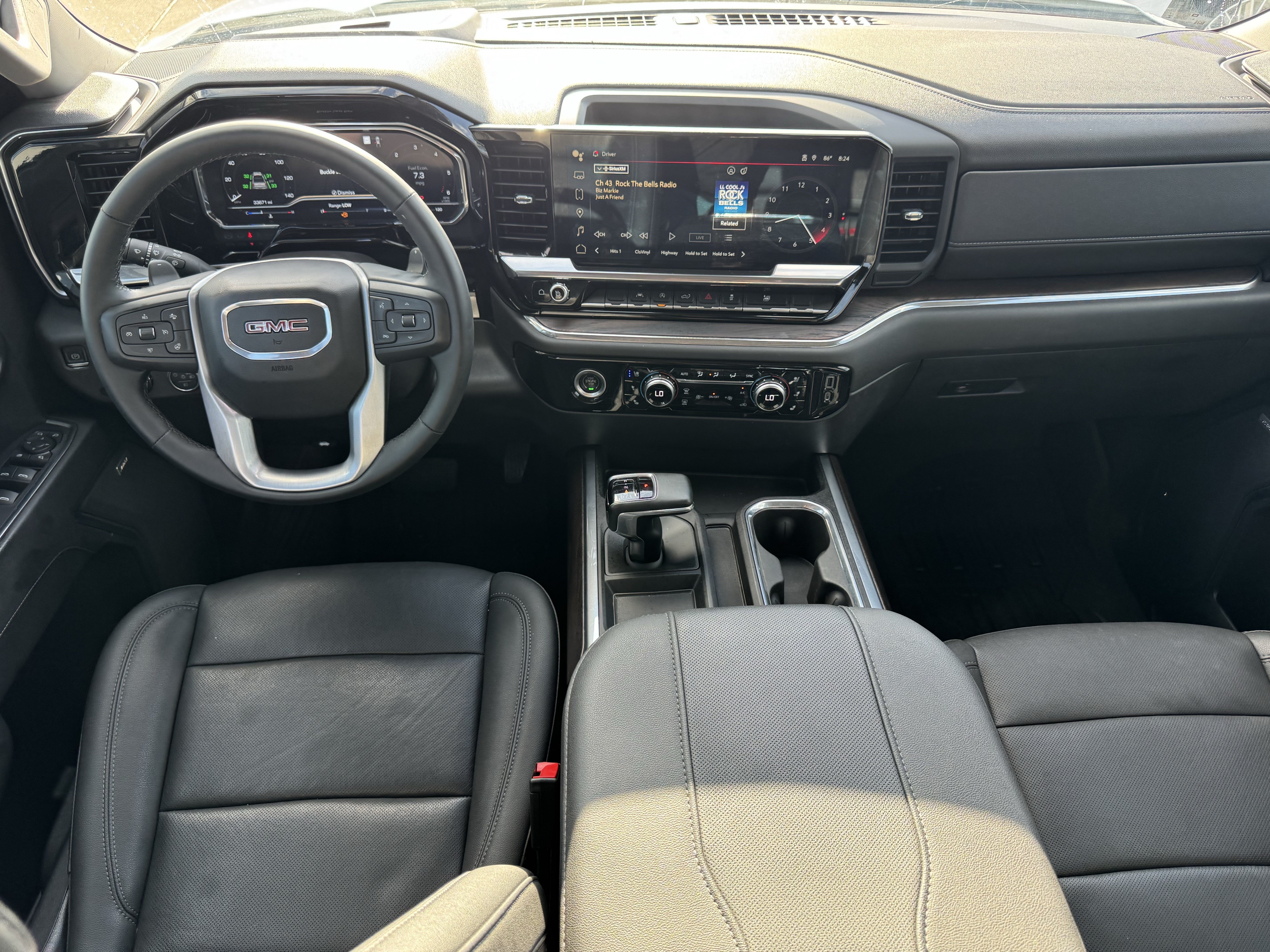 Used 2023 GMC Sierra 1500 SLT RWD image 10