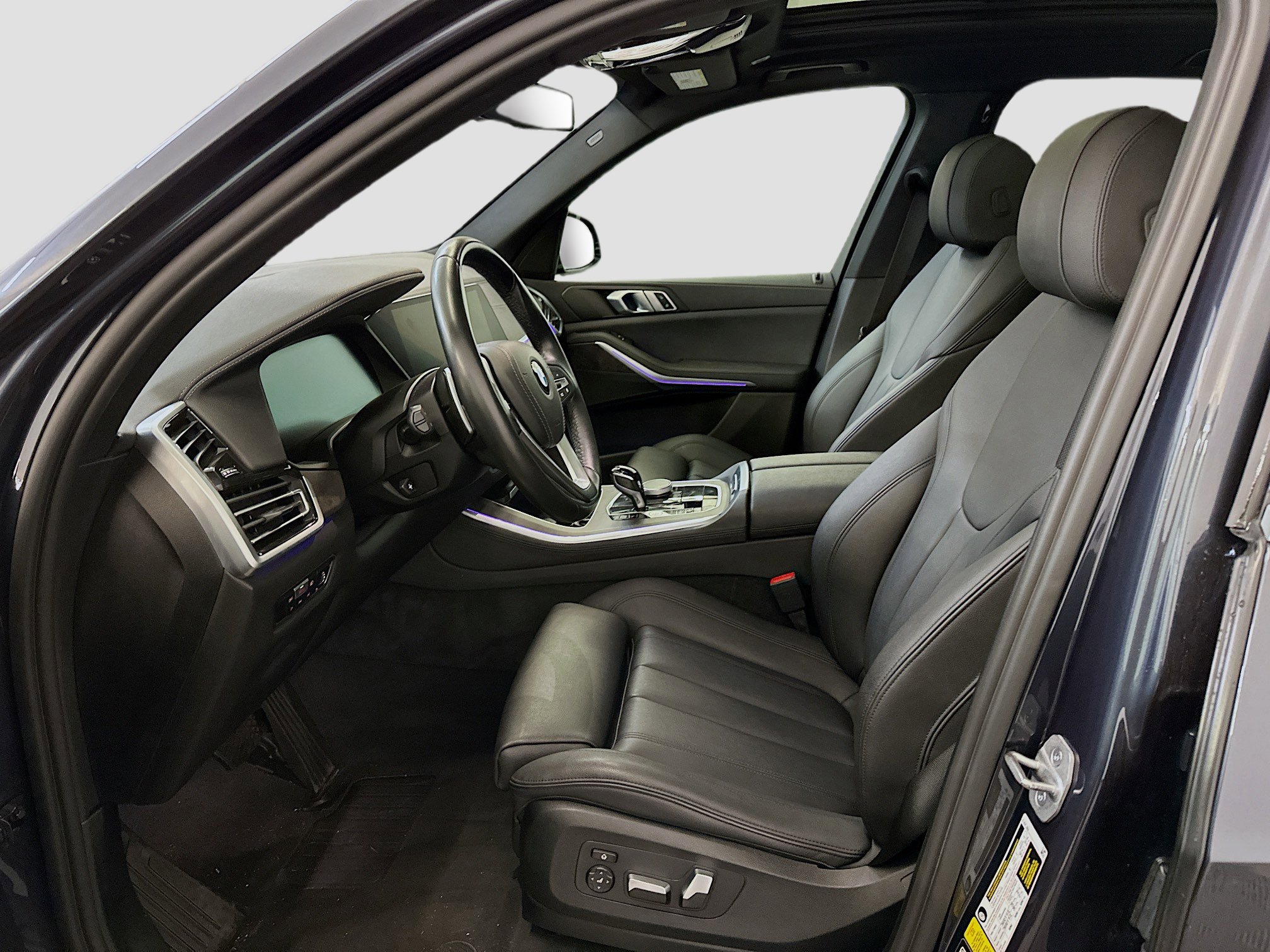 Used 2022 BMW X5 xDrive40i w/ Premium Package image 13