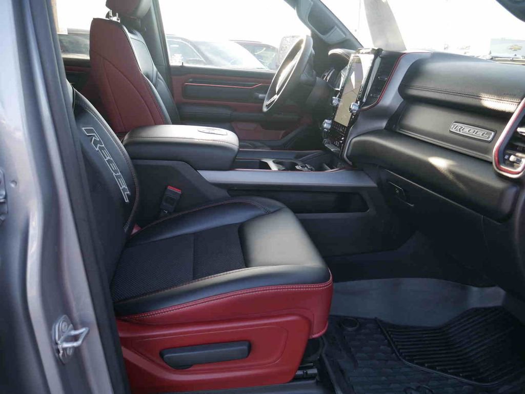 Used 2025 RAM 1500 Rebel image 25
