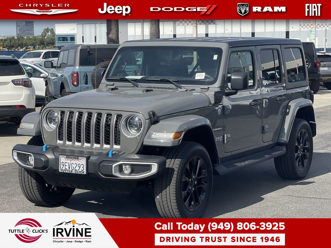 Used 2023 Jeep Wrangler Sahara image 3