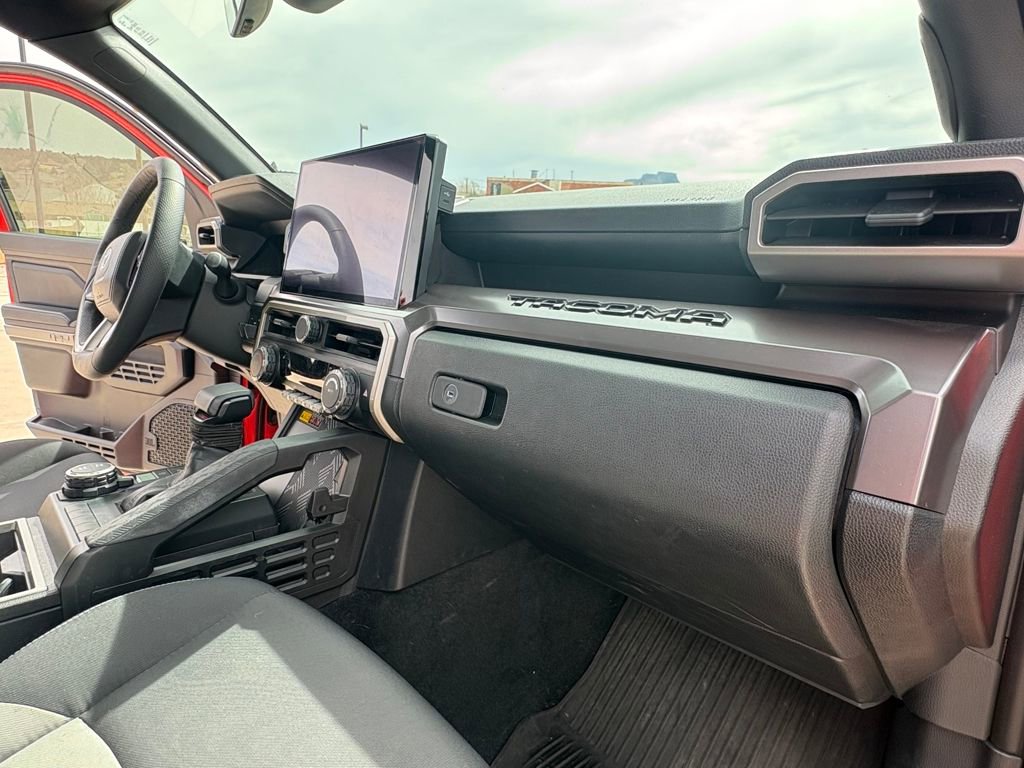 Used 2024 Toyota Tacoma TRD Sport w/ TRD Sport Upgrade Package image 12
