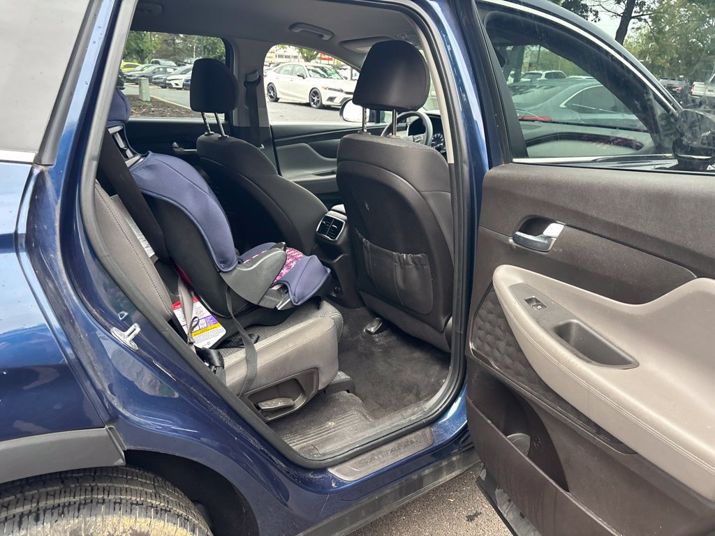 Used 2020 Hyundai Santa Fe SE FWD image 11