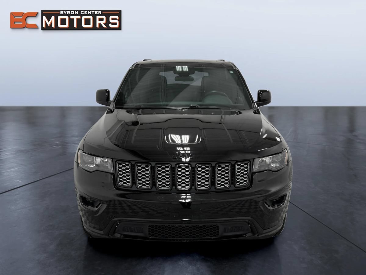 Used 2021 Jeep Grand Cherokee Laredo X AWD/4WD image 8