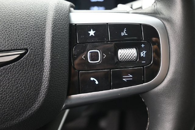 Used 2025 Genesis GV80 2.5T Standard AWD/4WD image 28