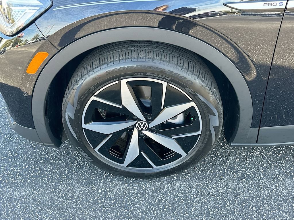 Used 2023 Volkswagen ID.4 Pro S Plus image 31