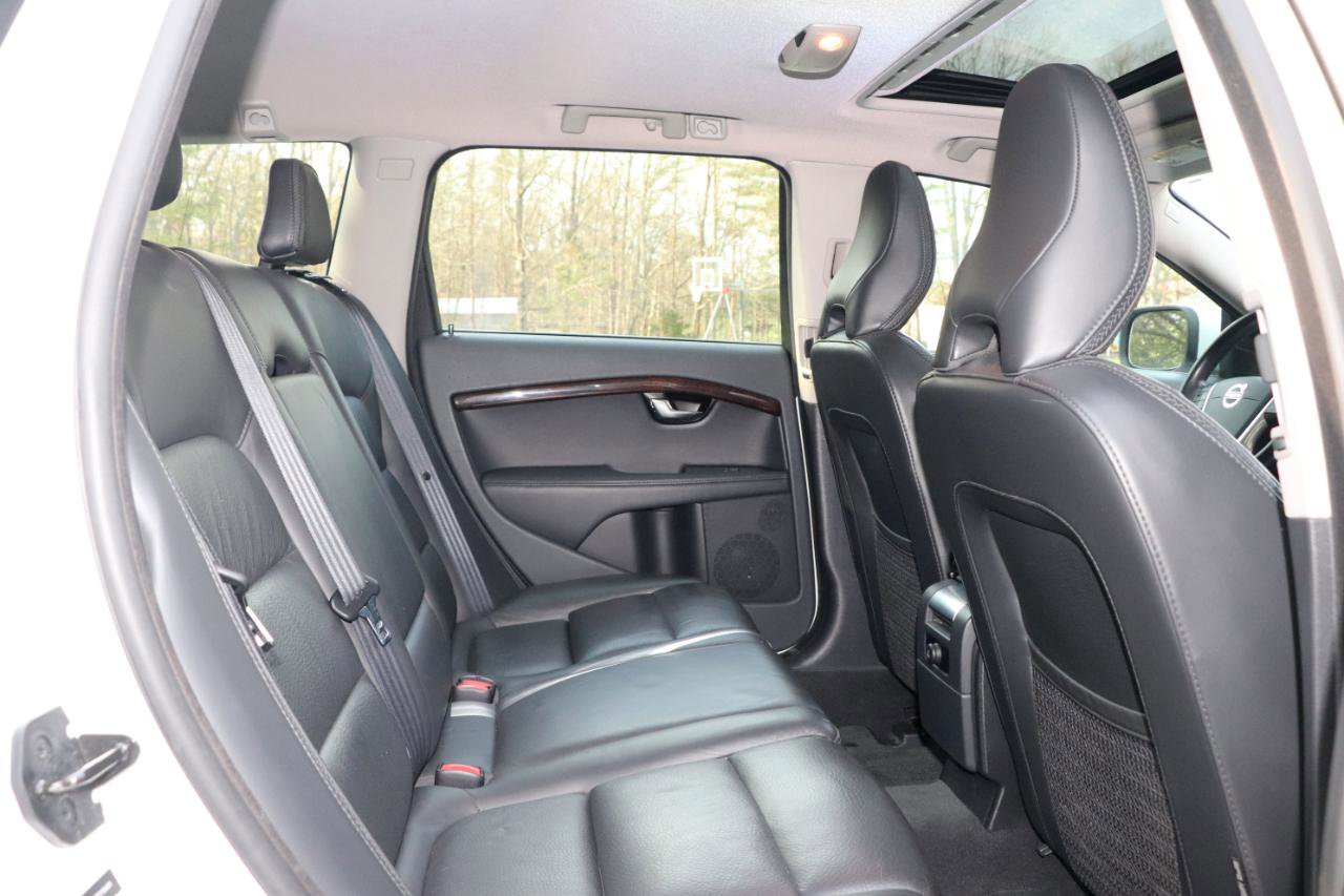 Used 2012 Volvo XC70 T6 image 34