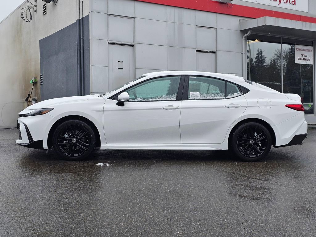Used 2026 Toyota Camry SE w/ Convenience Package AWD/4WD image 4