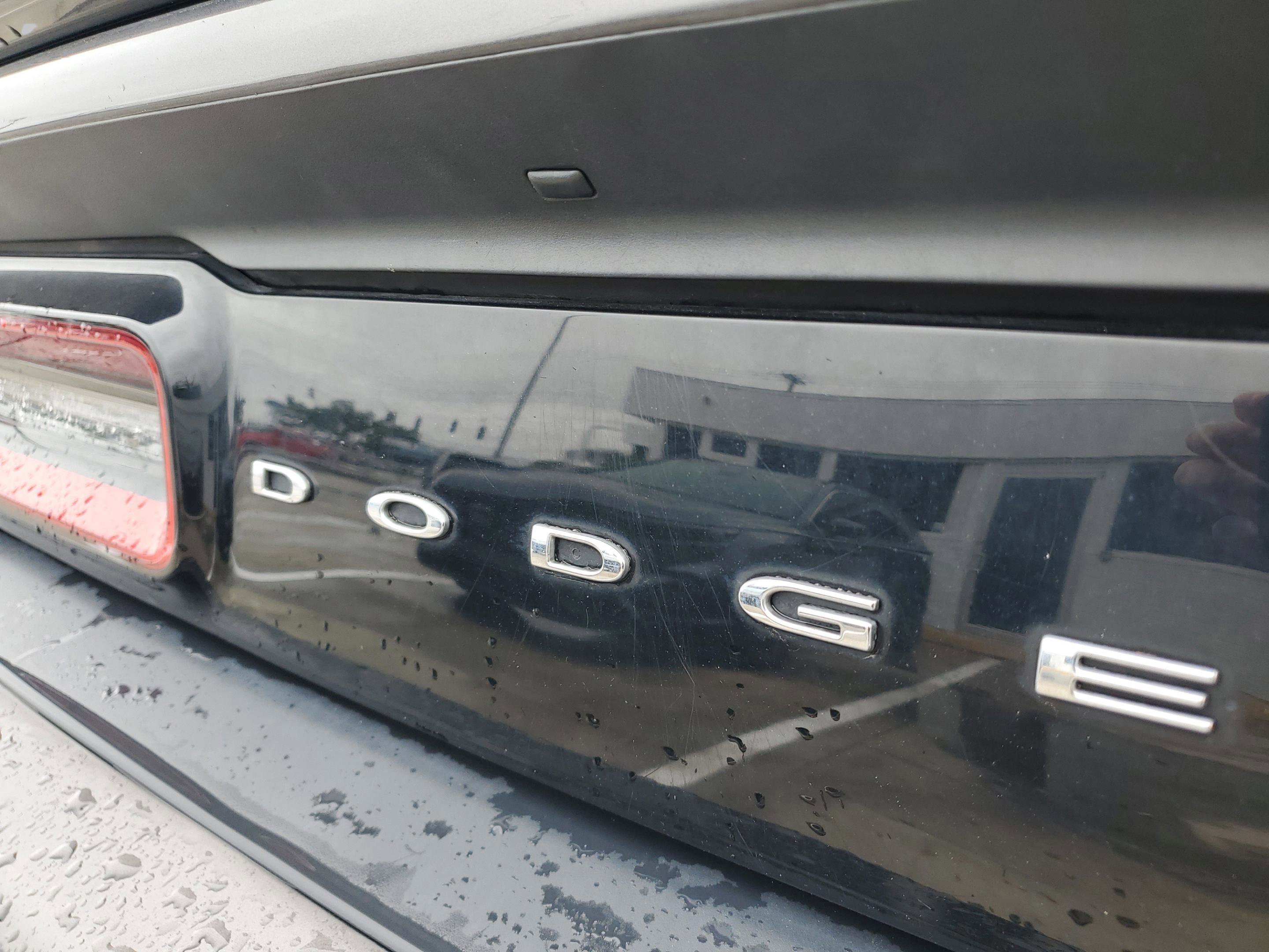 Used 2019 Dodge Challenger SXT image 31