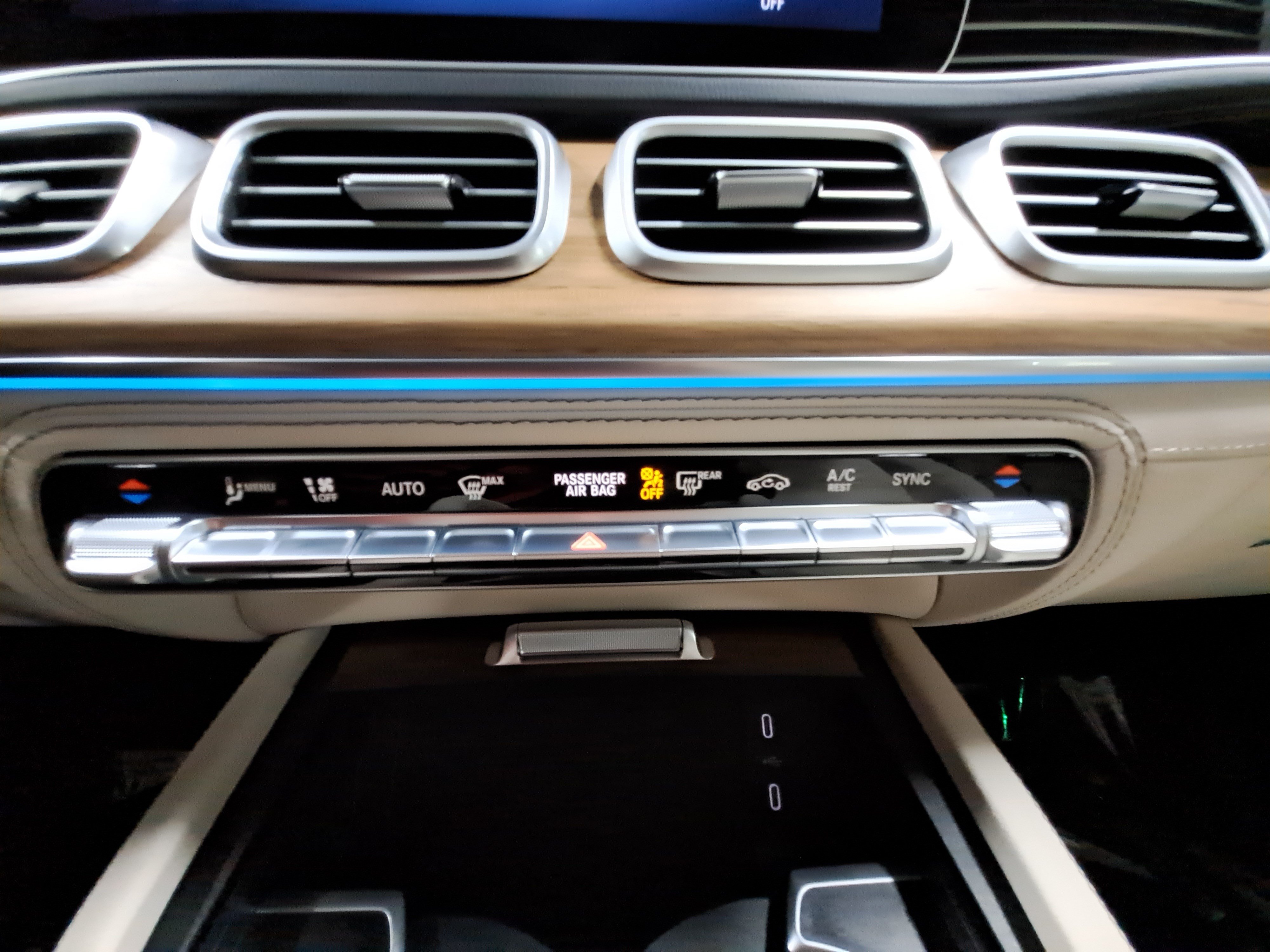 Used 2026 Mercedes-Benz GLE 450 4MATIC image 23