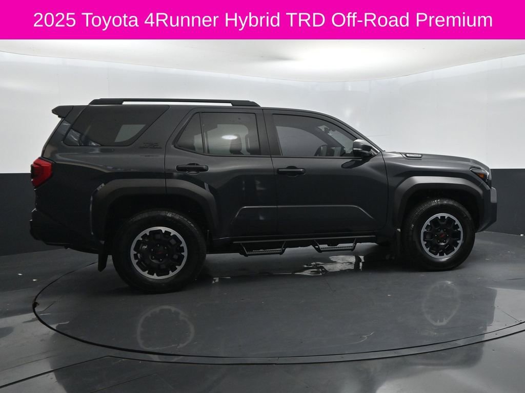 Used 2025 Toyota 4Runner TRD Off-Road Premium image 4