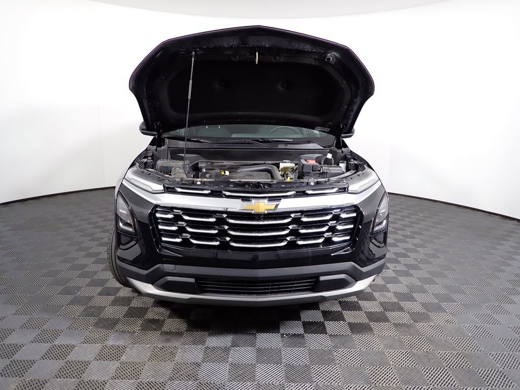 Used 2025 Chevrolet Equinox LT image 9