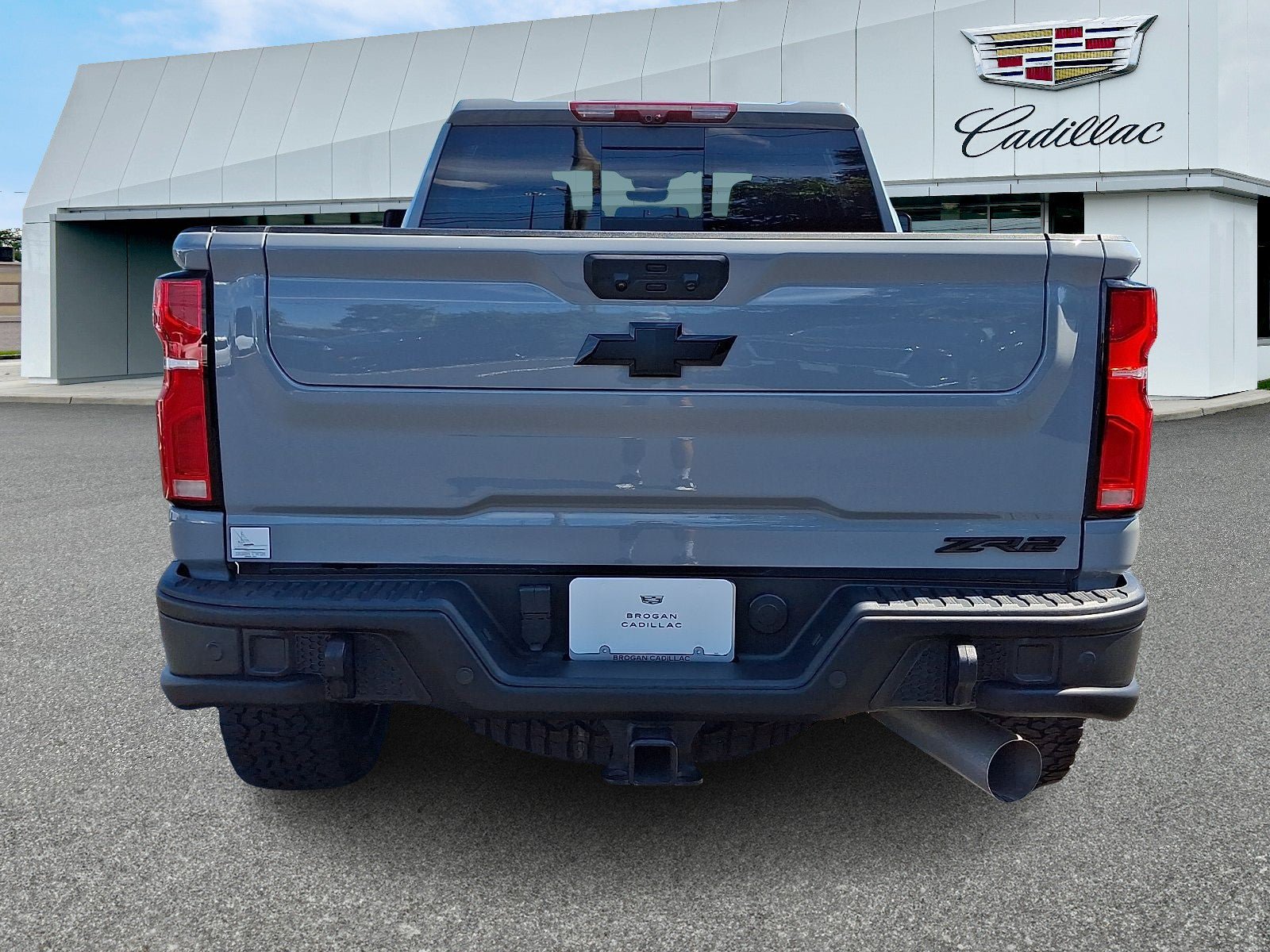 Used 2024 Chevrolet Silverado 2500 ZR2 w/ ZR2 Bison Edition AWD/4WD image 5