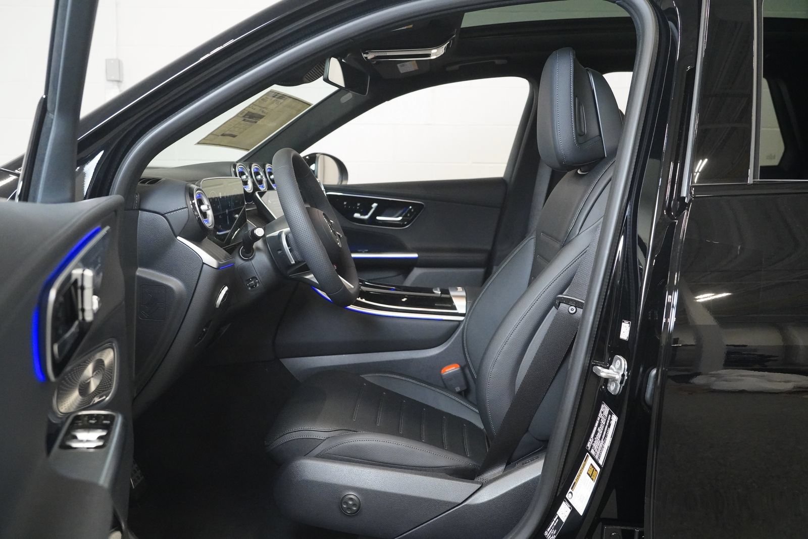 New 2026 Mercedes-Benz GLC 300 4MATIC image 14