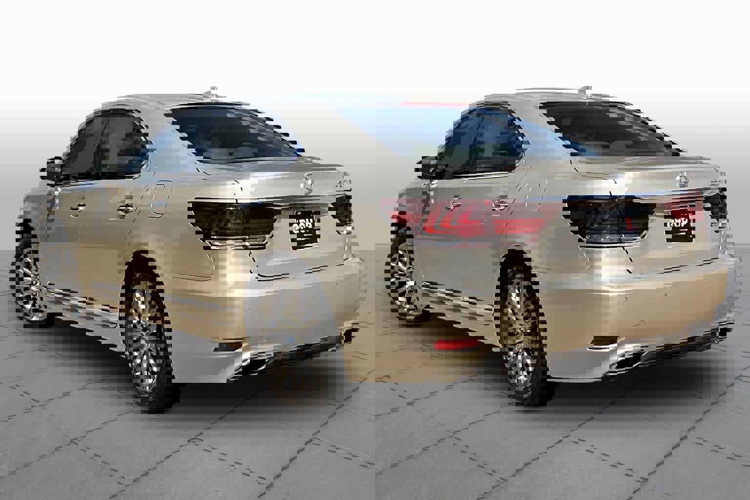 Used 2015 Lexus LS 460 w/ Comfort Package image 11