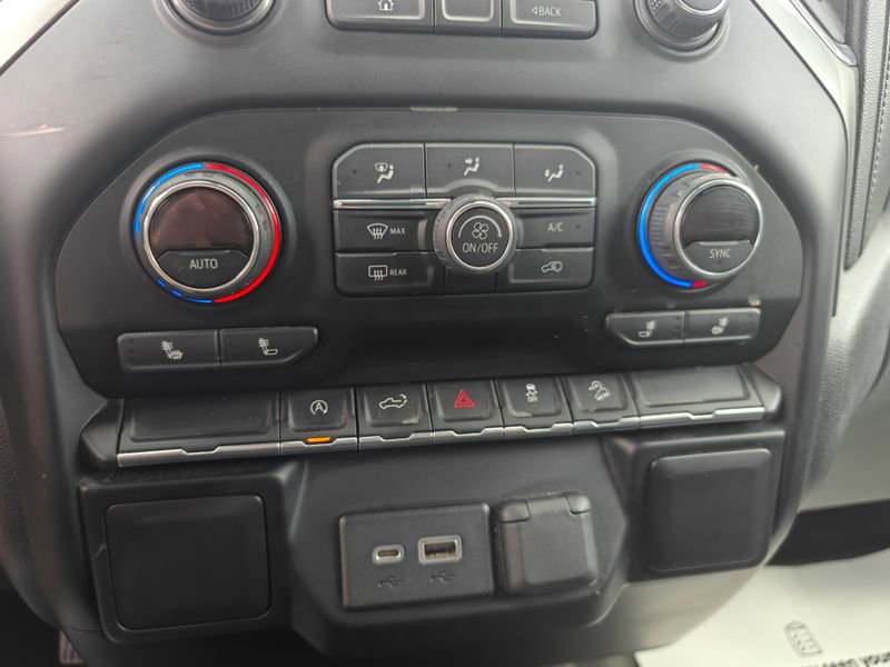 Used 2019 Chevrolet Silverado 1500 LT w/ All-Star Edition image 30