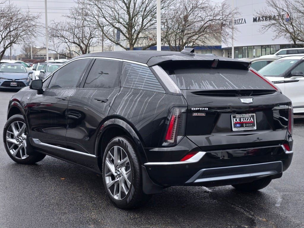 Used 2025 Cadillac Optiq Luxury 1 w/ LPO, Floor Liner Package AWD/4WD image 15