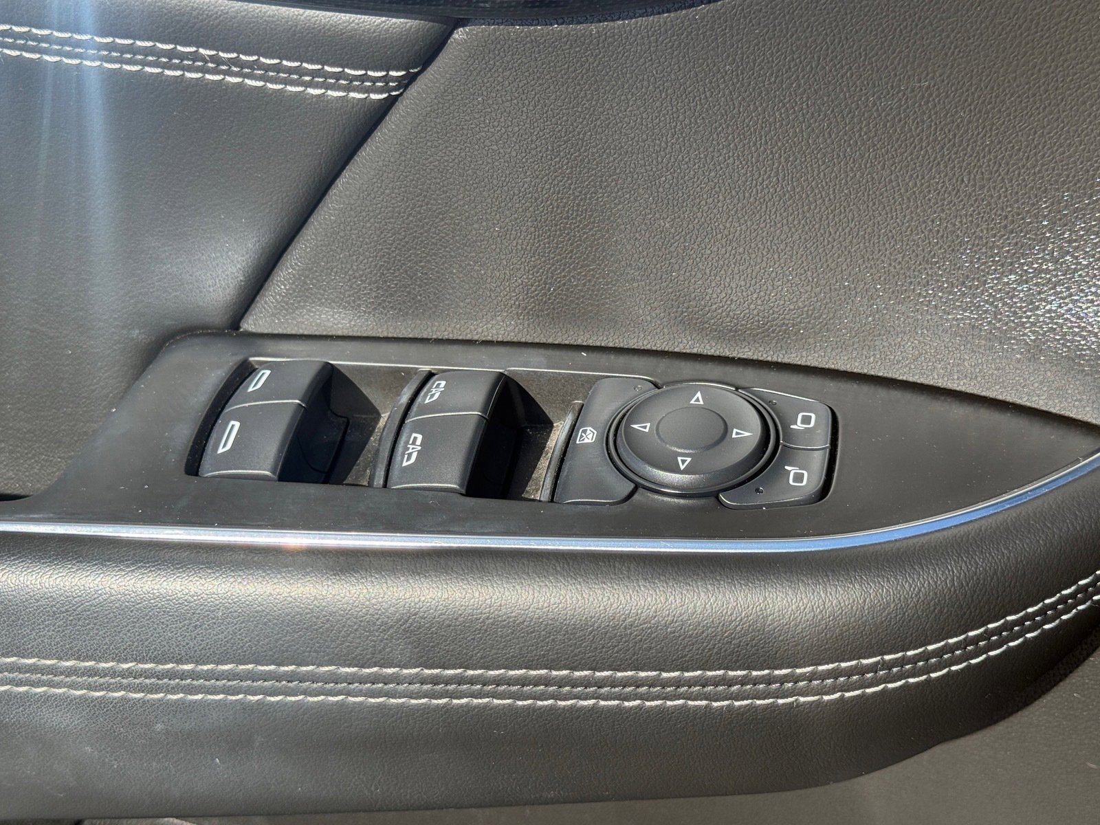 Used 2021 Buick Envision Preferred FWD image 22