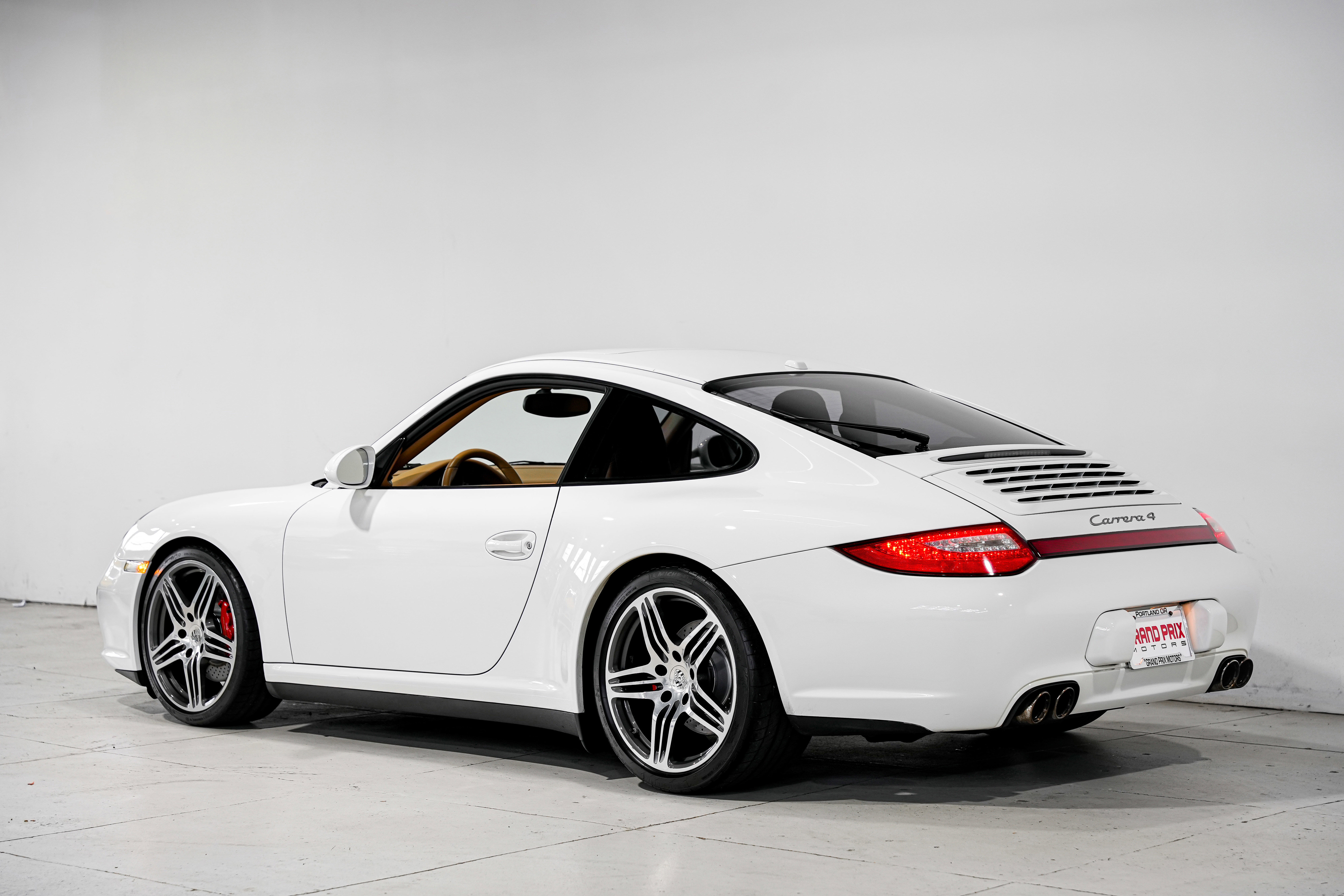 Used 2009 Porsche 911 Carrera 4 image 8