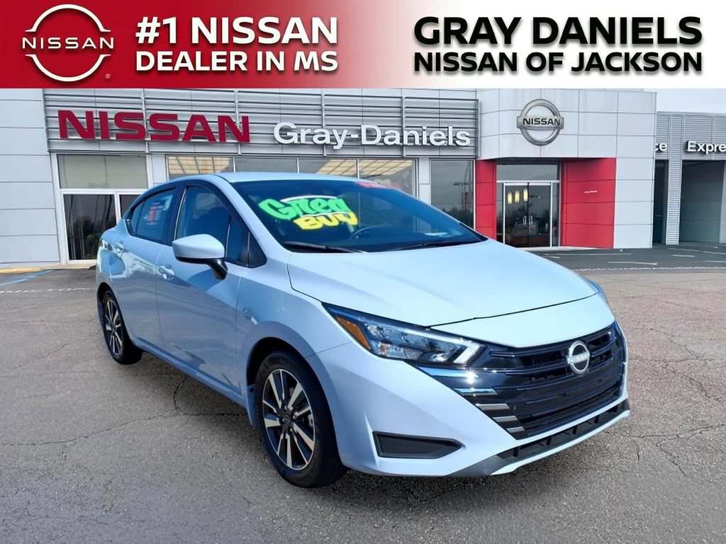 New 2025 Nissan Versa SV w/ Trunk Package FWD 360° Tour