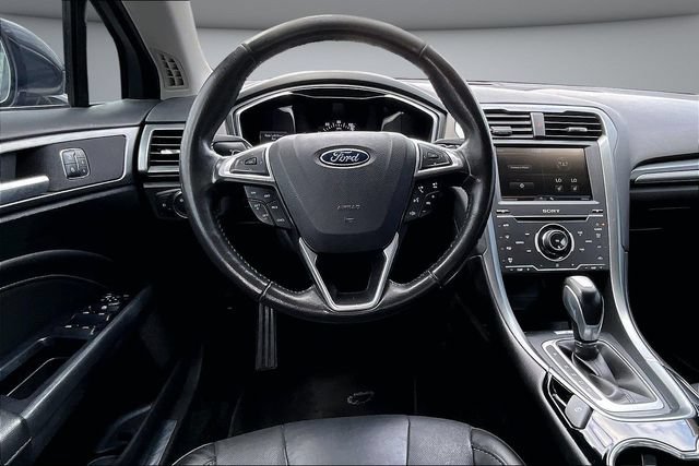 Used 2015 Ford Fusion Titanium FWD image 8