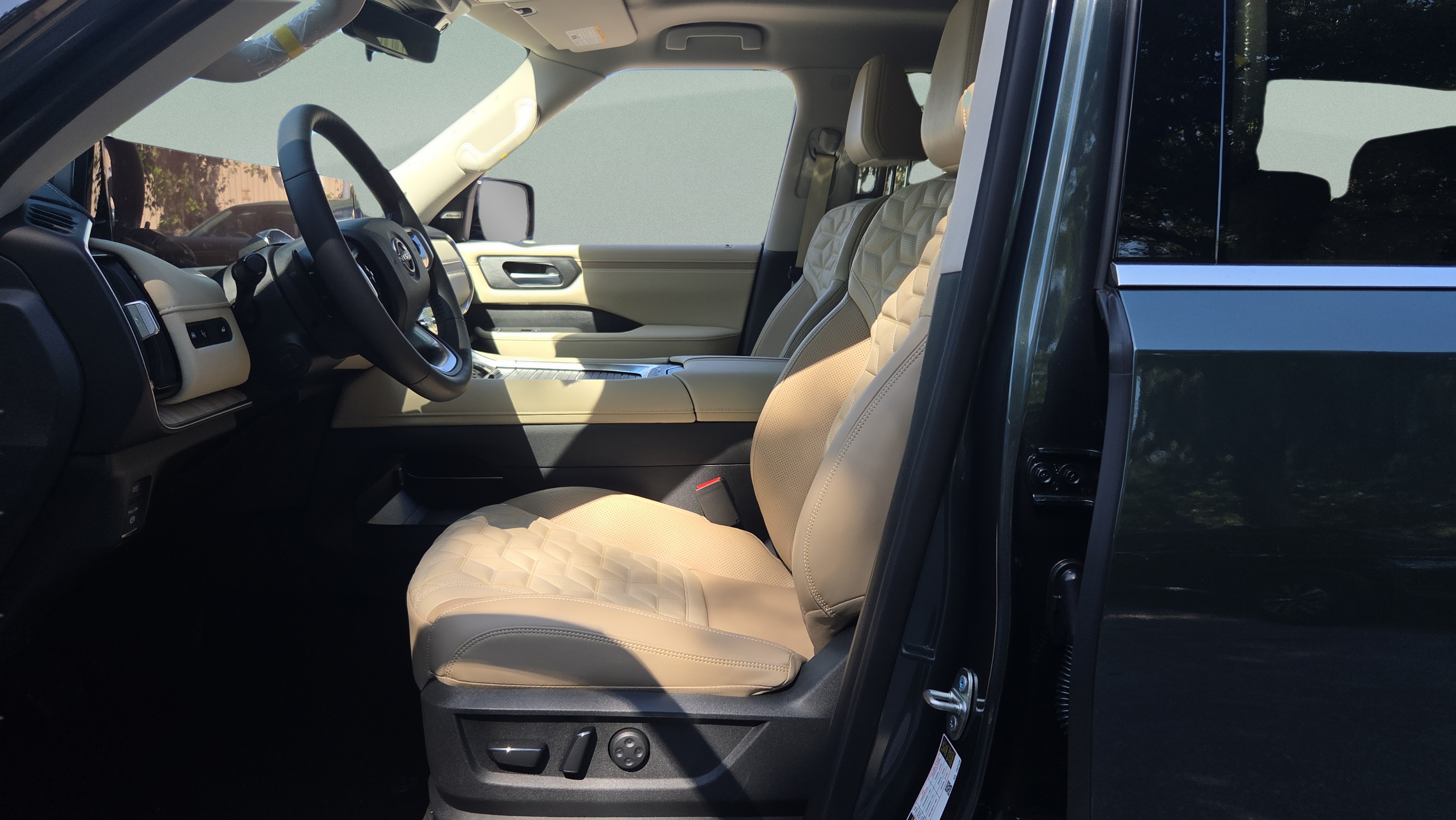 New 2026 Nissan Armada Platinum AWD/4WD image 10