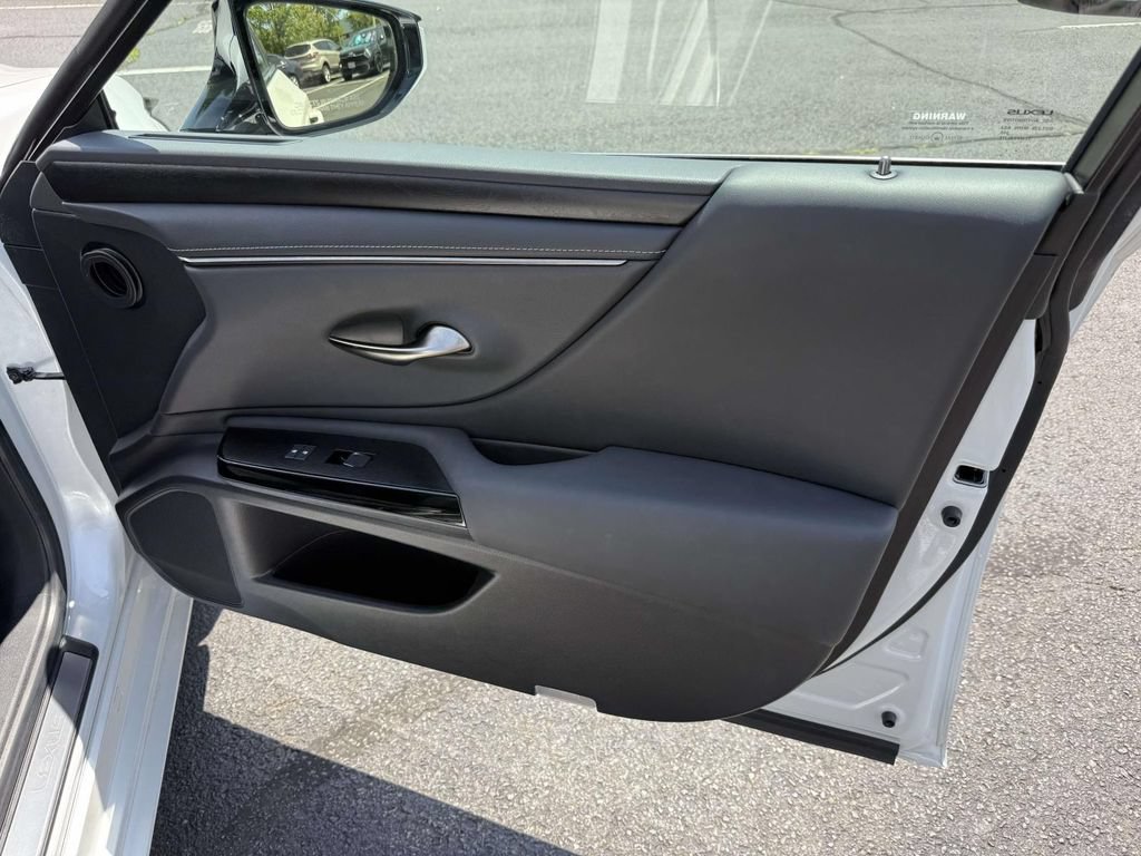 Used 2023 Lexus ES 350 w/ Premium Package FWD image 14