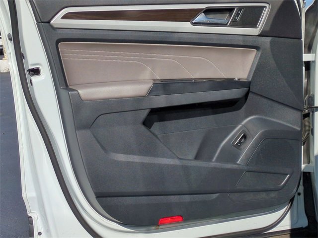 Used 2021 Volkswagen Atlas SE w/ Panoramic Sunroof Package image 23