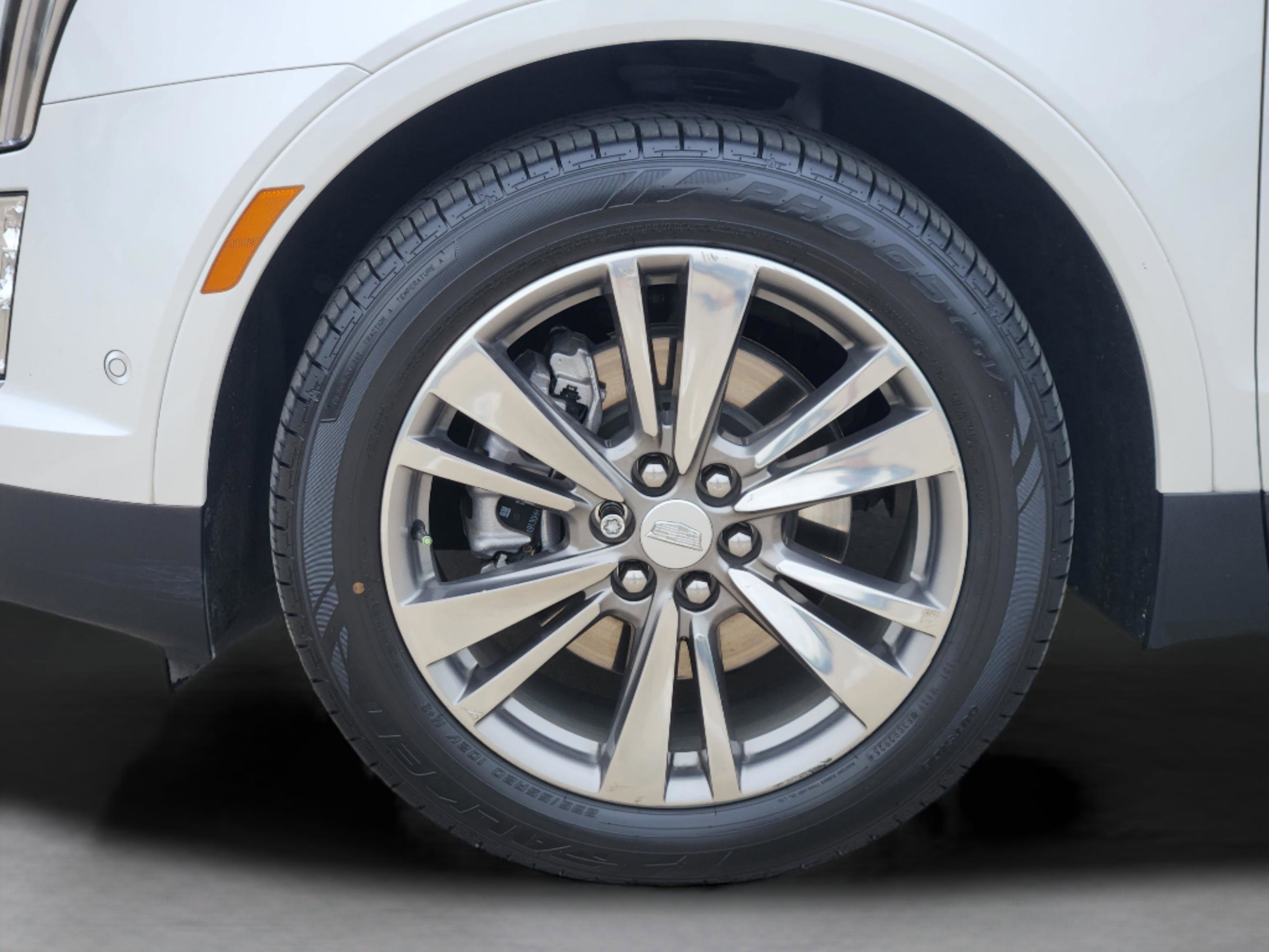 Used 2021 Cadillac XT5 Premium Luxury w/ Platinum Package image 10