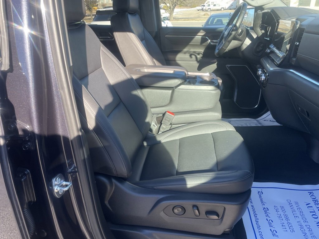 Used 2025 GMC Sierra 1500 SLT image 15