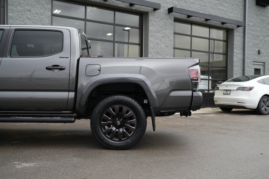 Used 2021 Toyota Tacoma Limited image 20