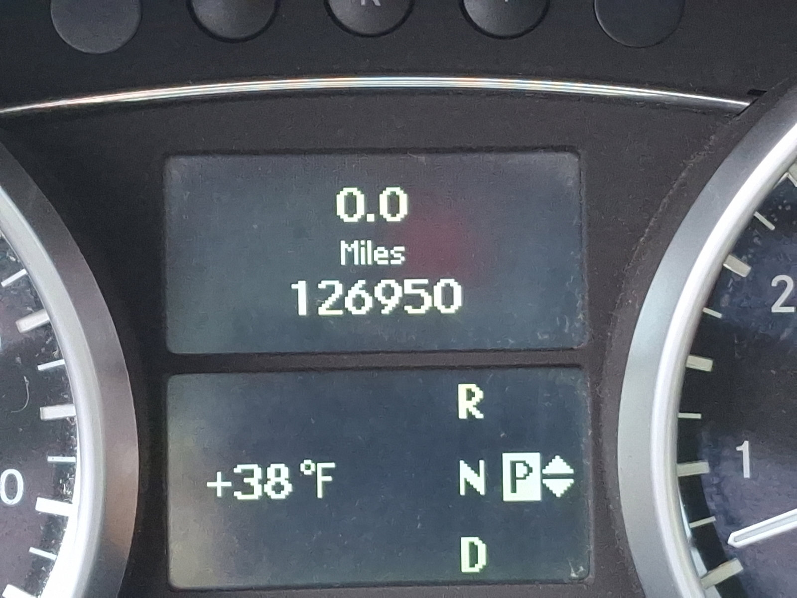 Used 2012 Mercedes-Benz GL 450 4MATIC image 22