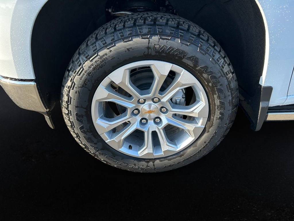 New 2026 Chevrolet Silverado 1500 LTZ w/ Technology Package AWD/4WD image 9