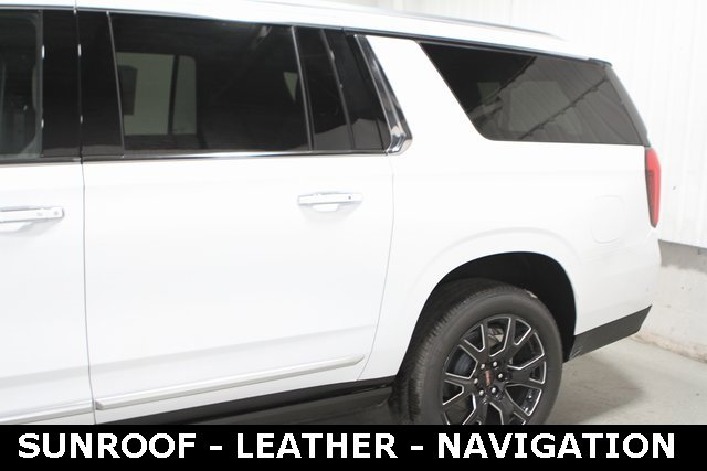 New 2025 GMC Yukon XL Denali w/ Sun & Power Step Package image 10