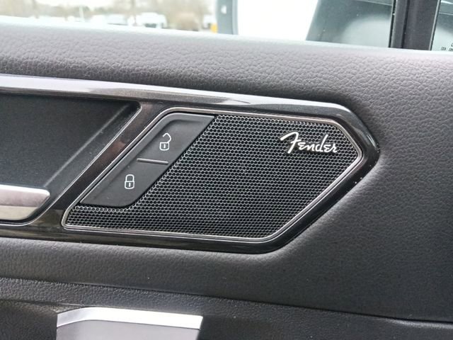 Used 2023 Volkswagen Tiguan SEL R-Line image 13