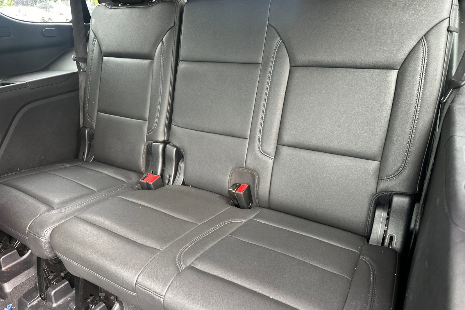 Used 2022 Chevrolet Tahoe Z71 w/ Luxury Package image 17