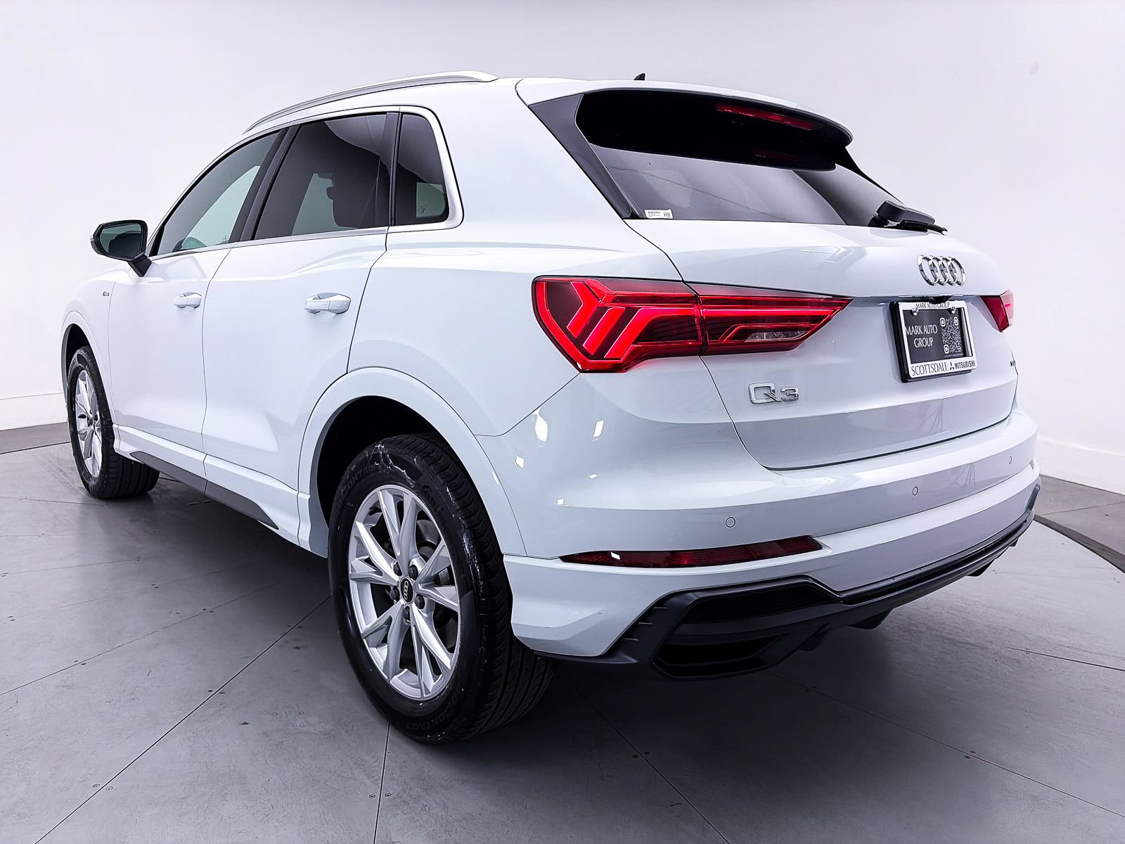 Used 2022 Audi Q3 2.0T Premium Plus AWD/4WD image 13