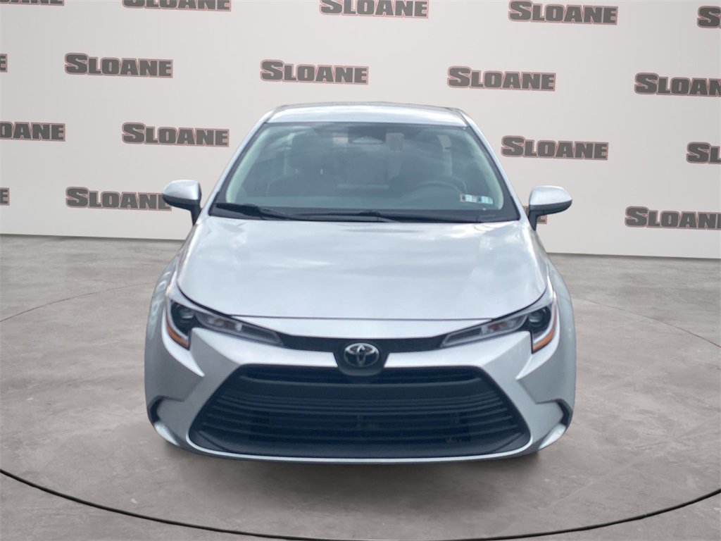 Used 2025 Toyota Corolla LE image 5