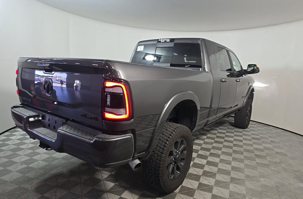 Used 2022 RAM 2500 Laramie AWD/4WD image 2