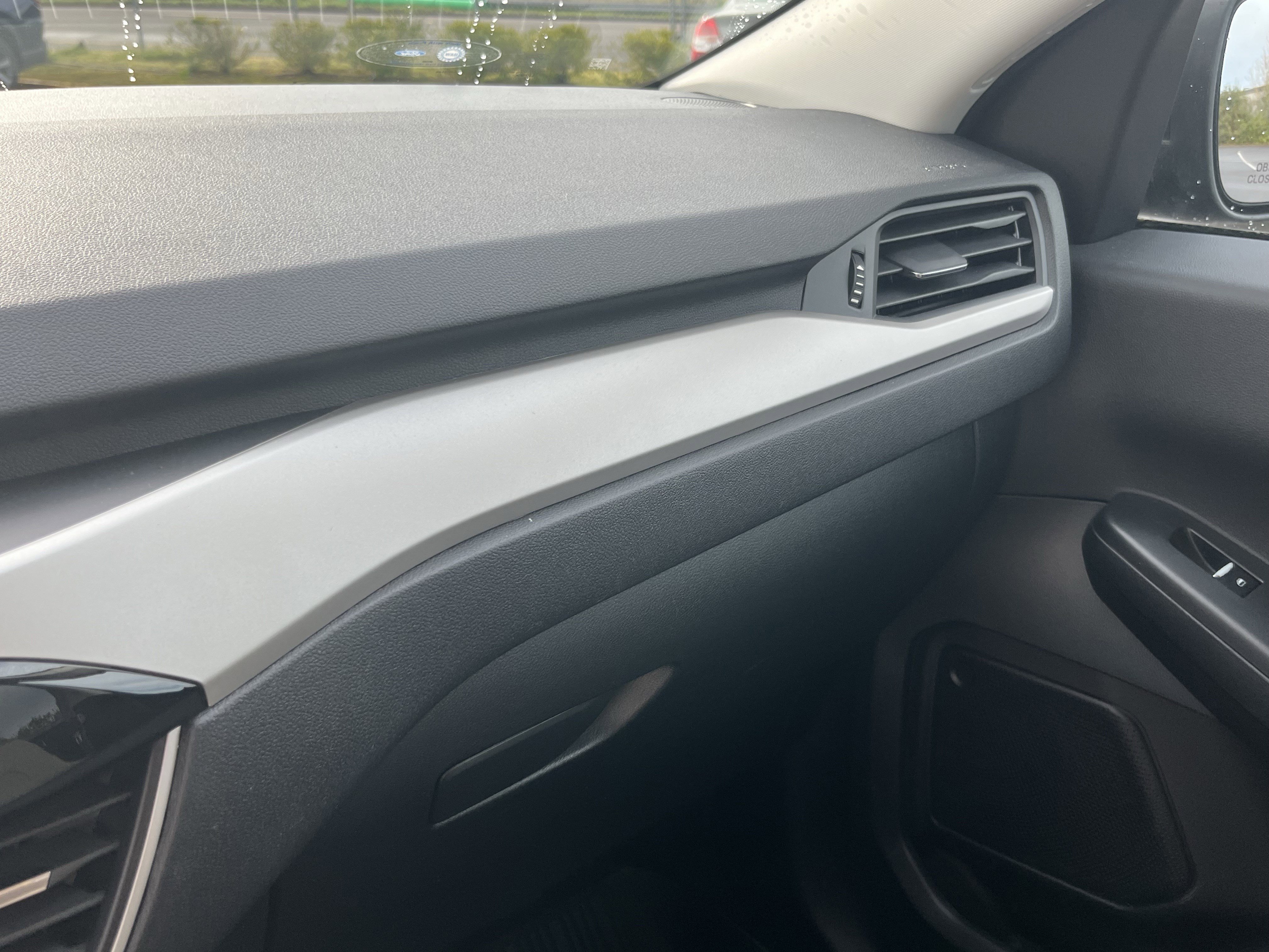 Used 2021 Ford Escape SE w/ Convenience Package image 23