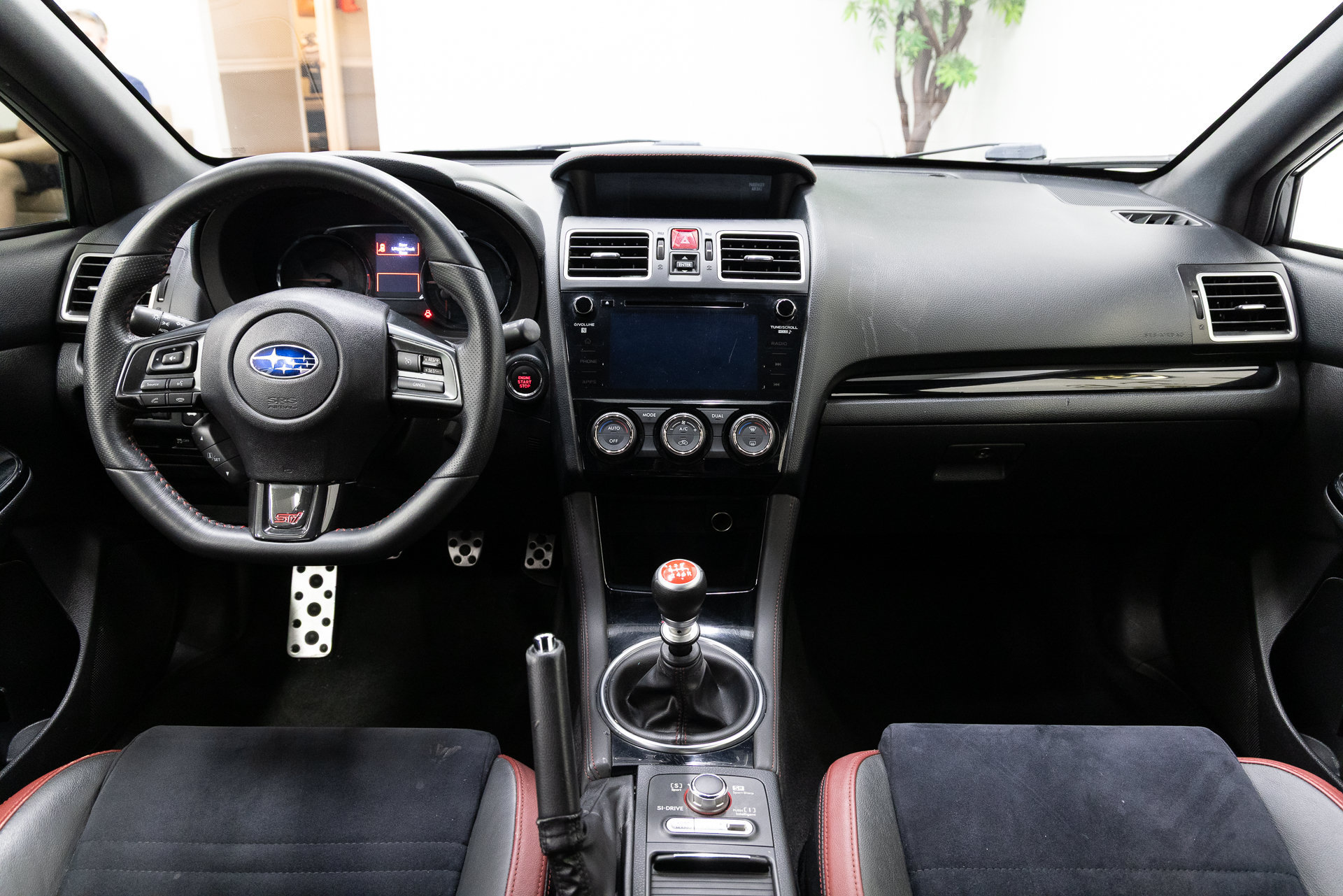 Used 2020 Subaru WRX STI AWD/4WD image 5