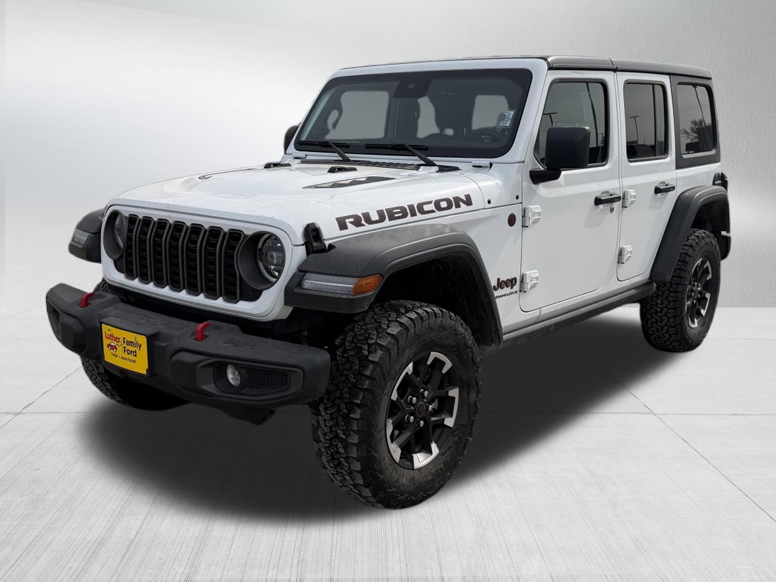Used 2025 Jeep Wrangler Unlimited Rubicon image 3