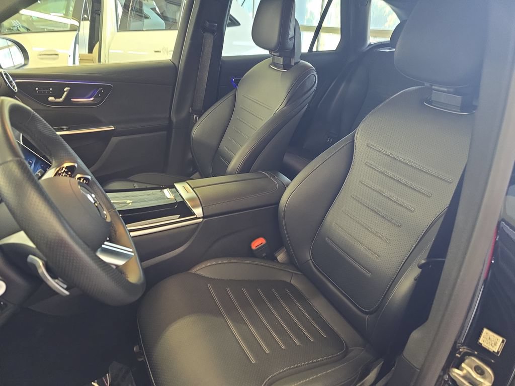 Certified 2026 Mercedes-Benz GLC 300 4MATIC image 17
