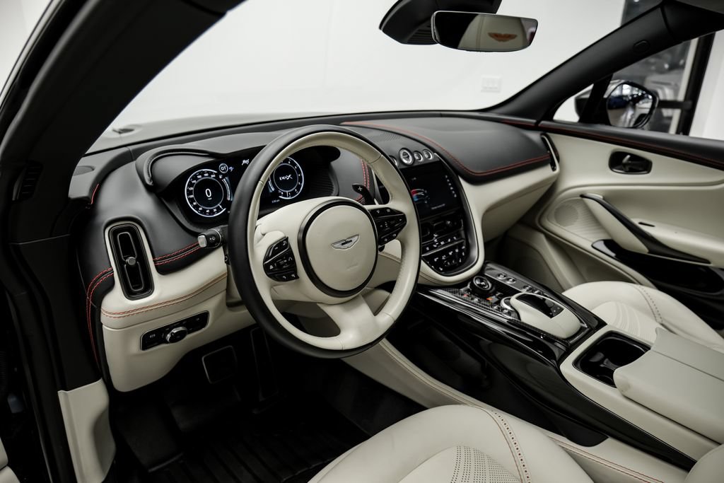 Used 2023 Aston Martin DBX 707 AWD/4WD image 9