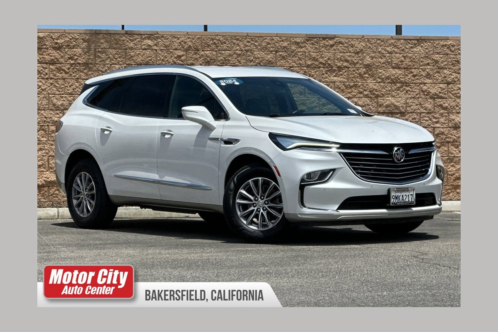 Certified 2024 Buick Enclave Essence w/ LPO, Cargo Package