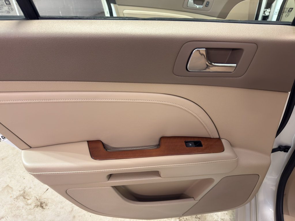 Used 2007 Cadillac STS w/ Preferred Equipment Group AWD/4WD image 27