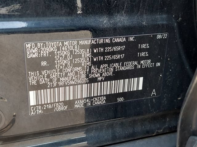 Certified 2022 Toyota RAV4 LE AWD/4WD image 32