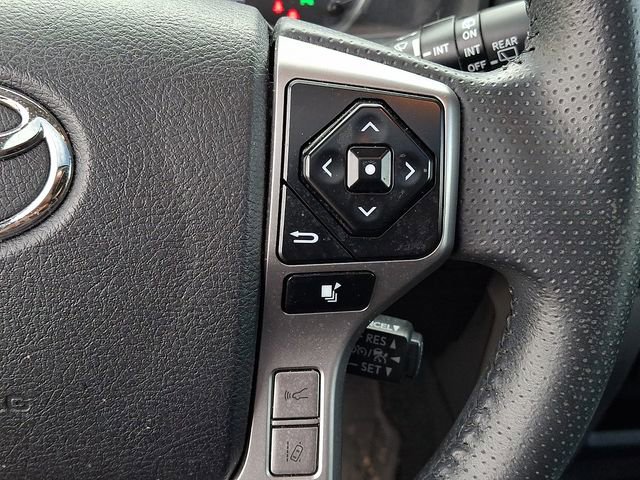 Used 2022 Toyota 4Runner Limited AWD/4WD image 19