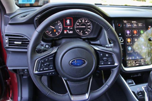 Used 2025 Subaru Outback Premium AWD/4WD image 21